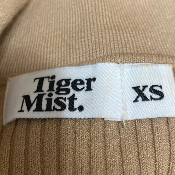 Tiger Mist Tan Ribbed Knit Short Sleeve Polo Sculpt Mini Sweater Dress Size XS - Picture 3 of 4